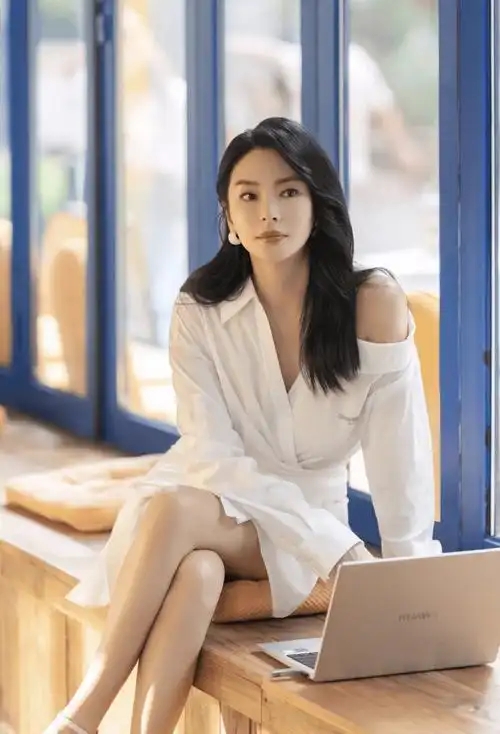 明星出轨社会**热点,_娱乐圈法律红线事件_网红偷税漏税曝光