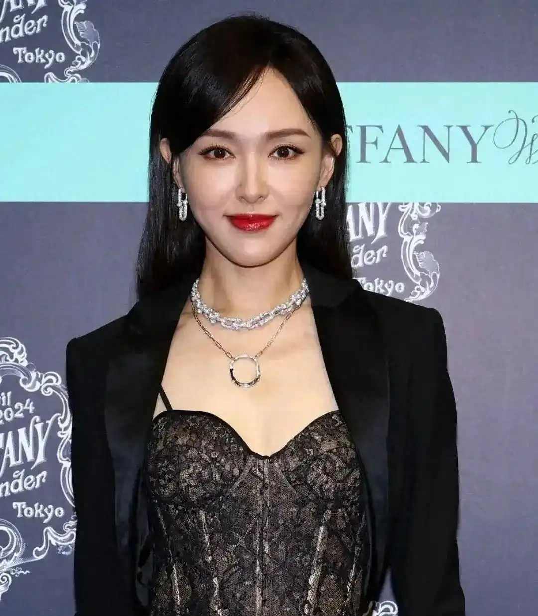 娱乐圈明星真实生活_娱乐圈生活_明星背后故事揭秘