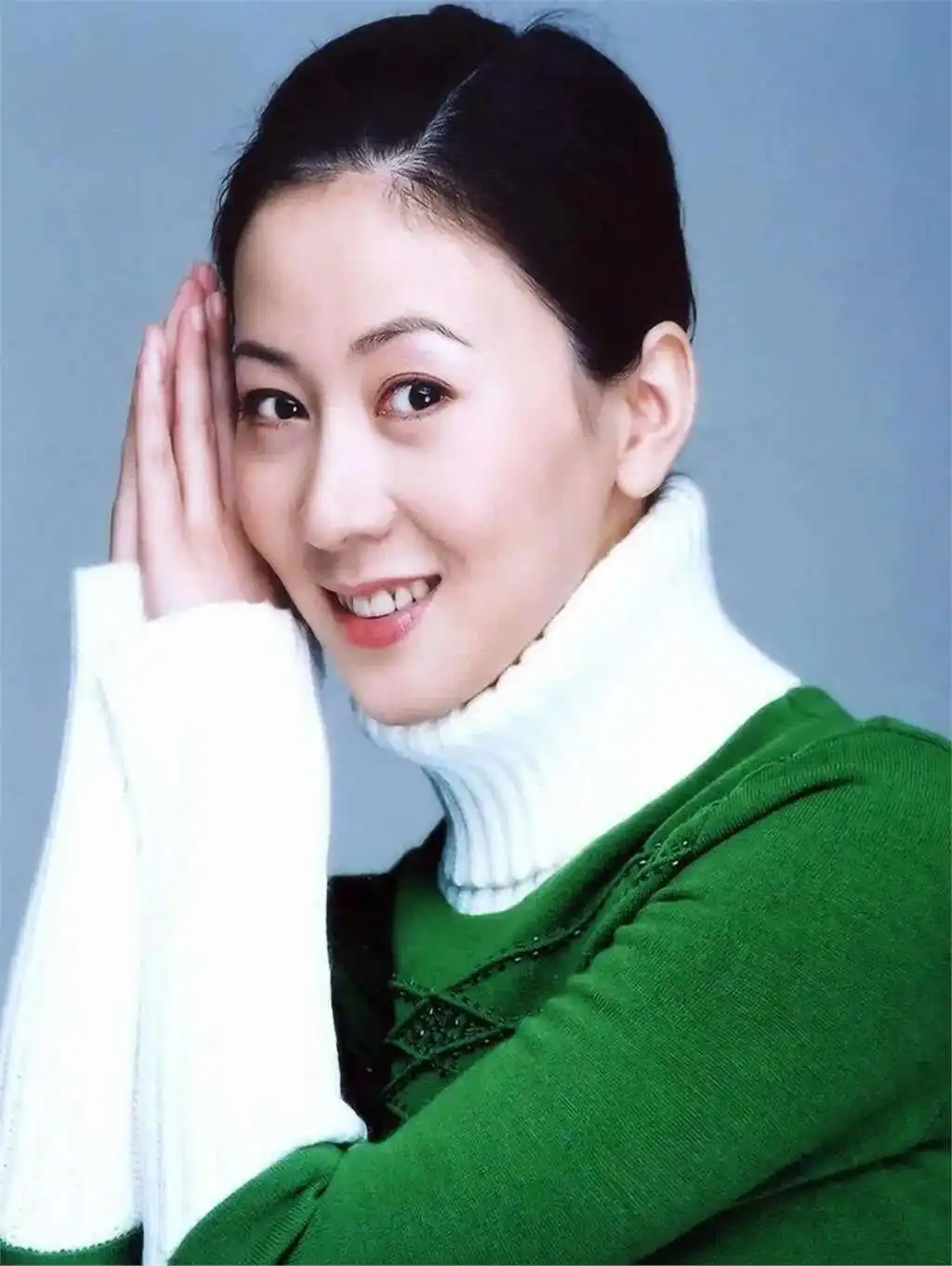 汤加丽人体艺术写真_汤加丽艺术人生经历_中国女明星人体艺术